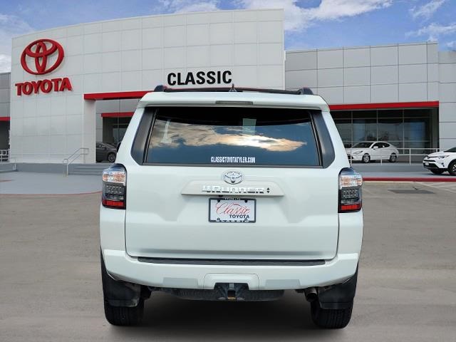 2024 Toyota 4Runner SR5 Premium photo 5