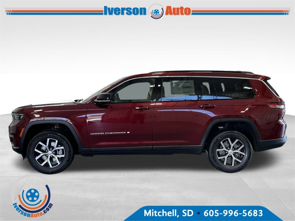 2025 Jeep Grand Cherokee Limited photo 2