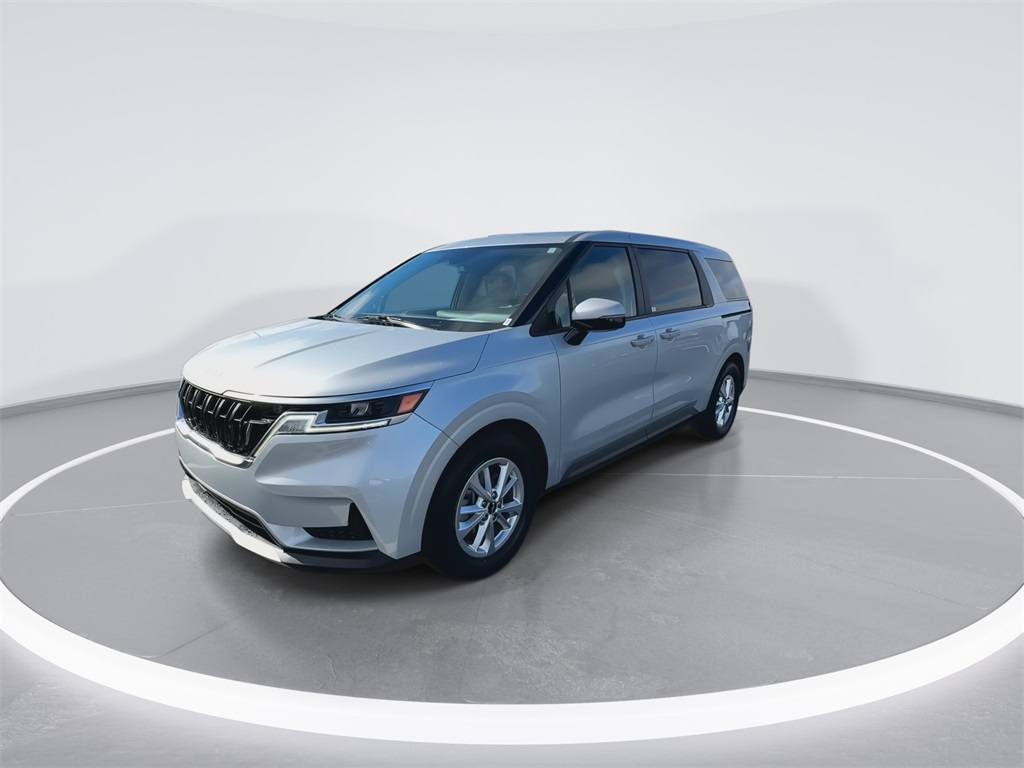 2022 Kia Carnival LXS photo 3