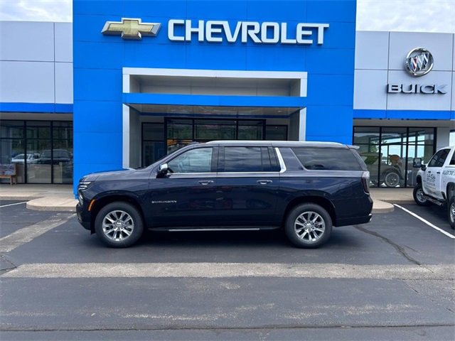 2025 Chevrolet Suburban Premier's photo