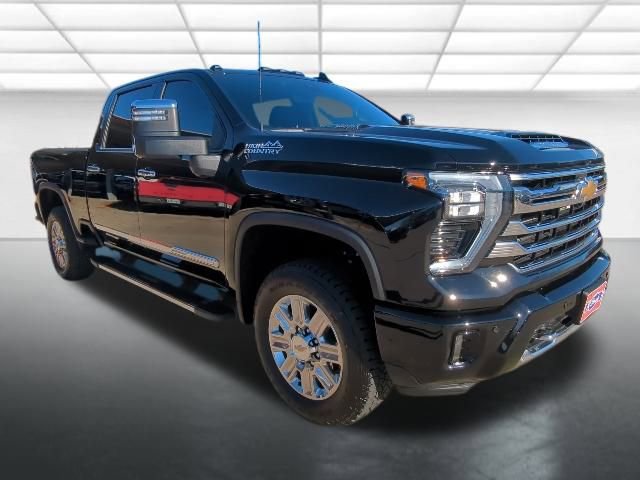 2025 Chevrolet Silverado 2500HD High Country's photo