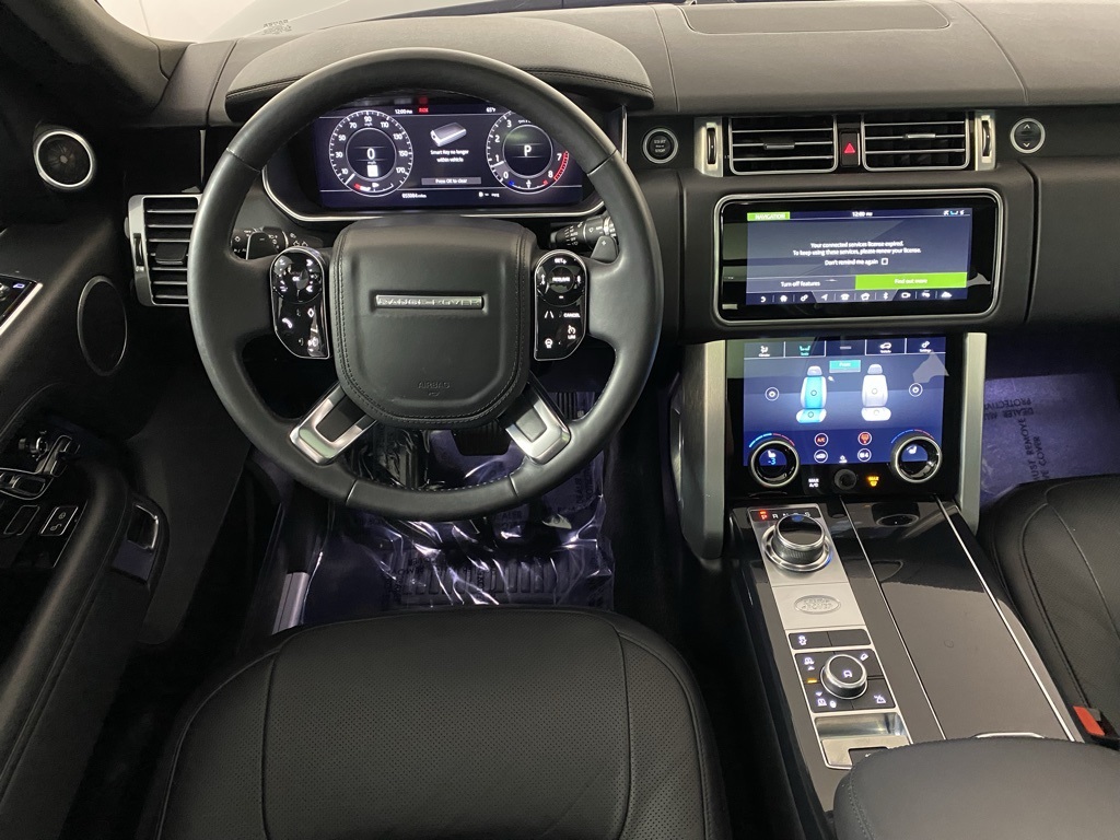 2020 Land Rover Range Rover HSE photo 24