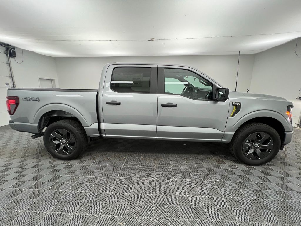 2025 Ford F-150 STX photo 14