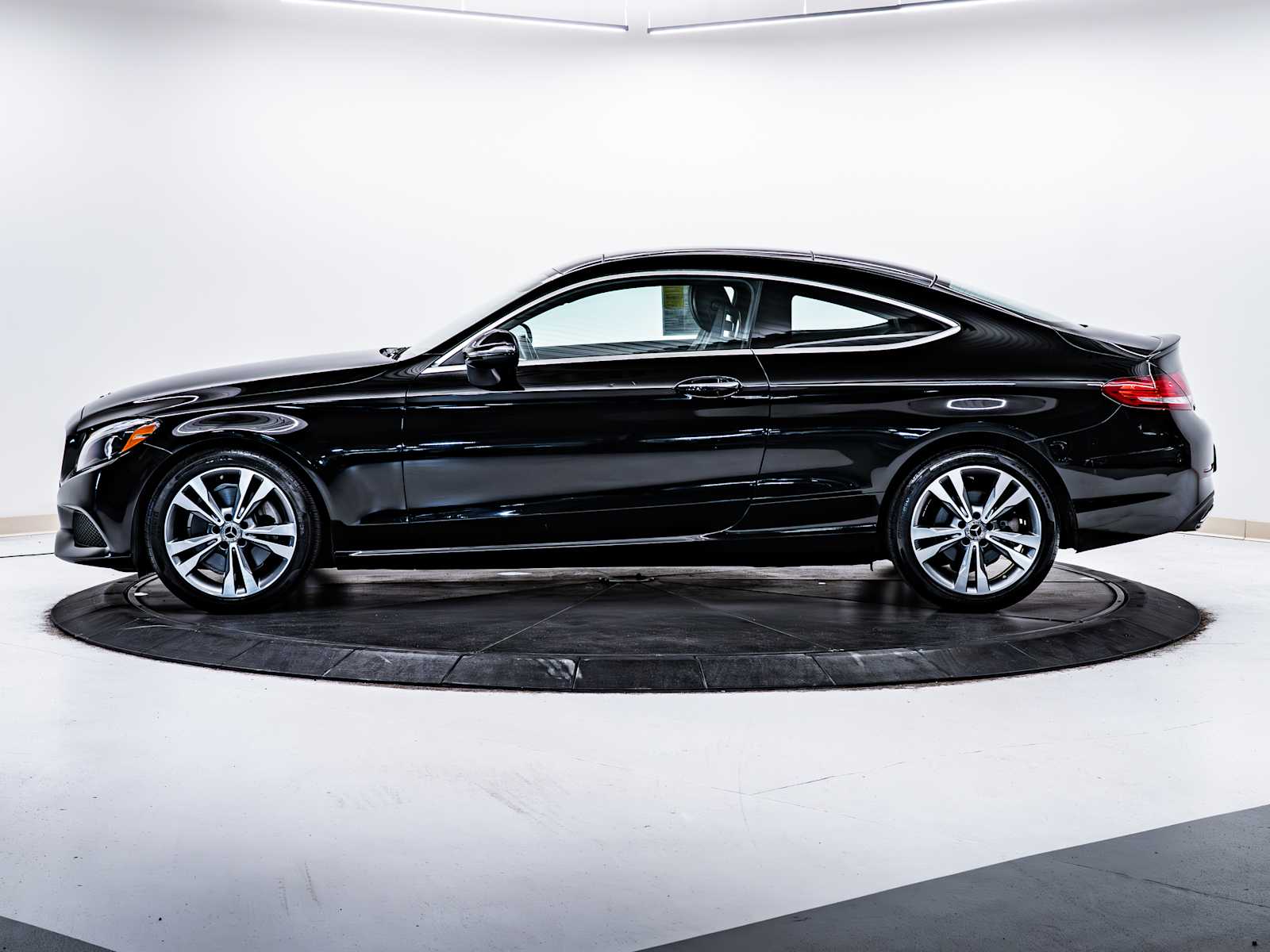 Image of Pre-Owned 2018 Mercedes-Benz C 300 4MATIC