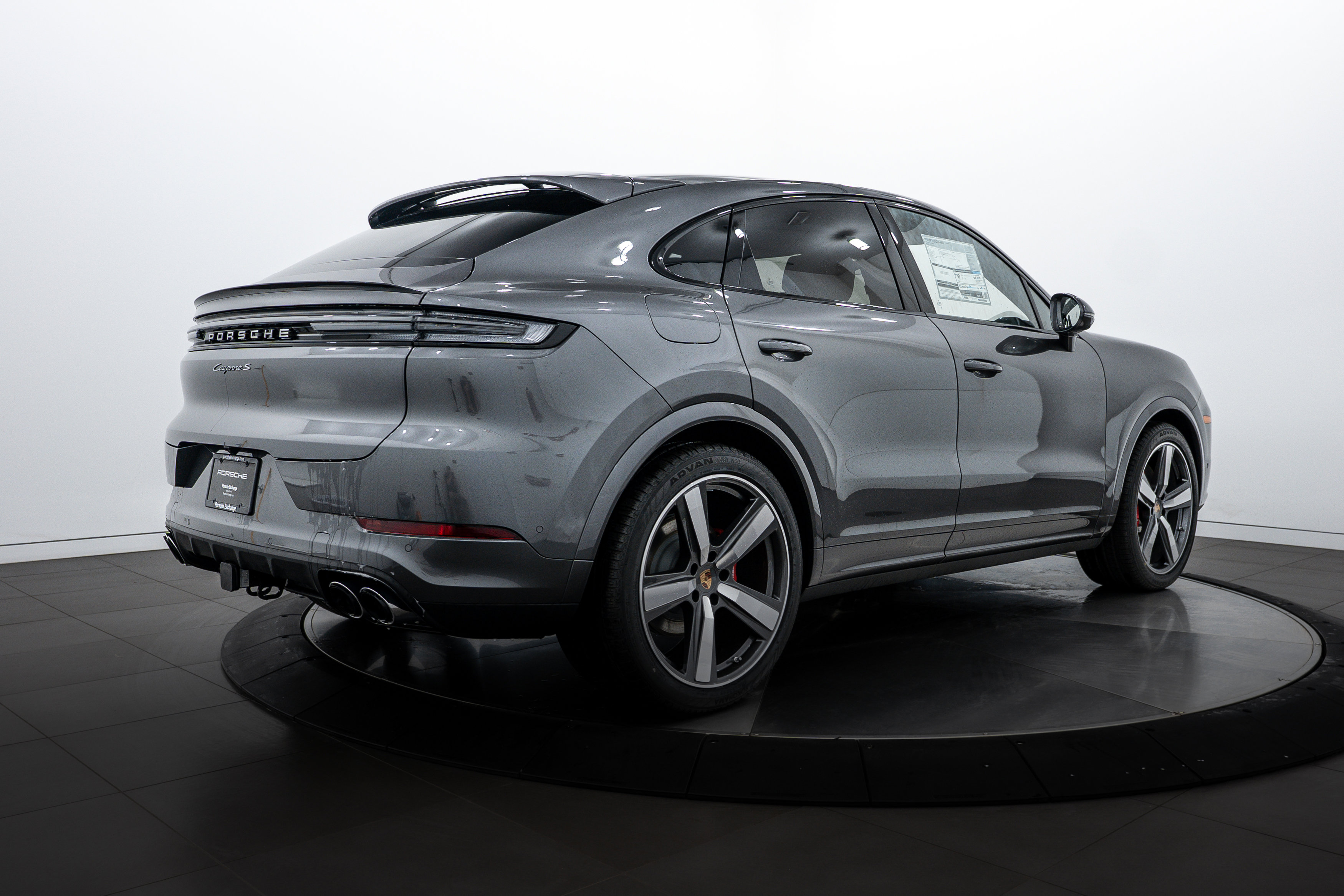 2026 Porsche Cayenne S Coupe photo 5