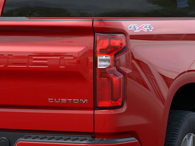 2025 Chevrolet Silverado 1500 Custom photo 9