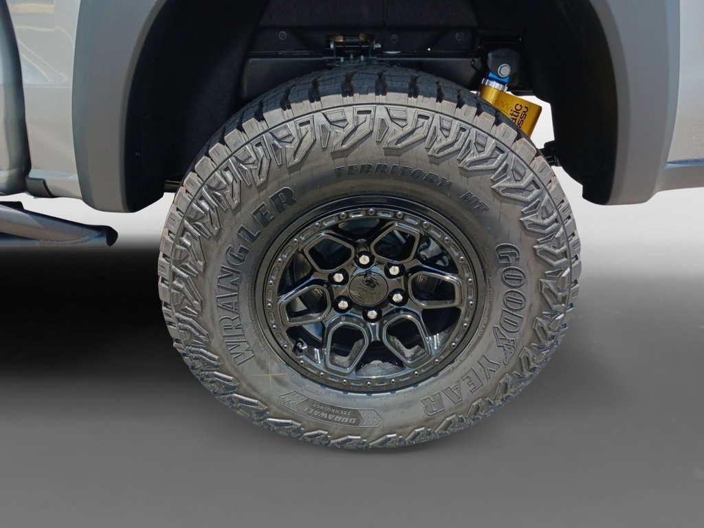 2025 Chevrolet Colorado ZR2 photo 28