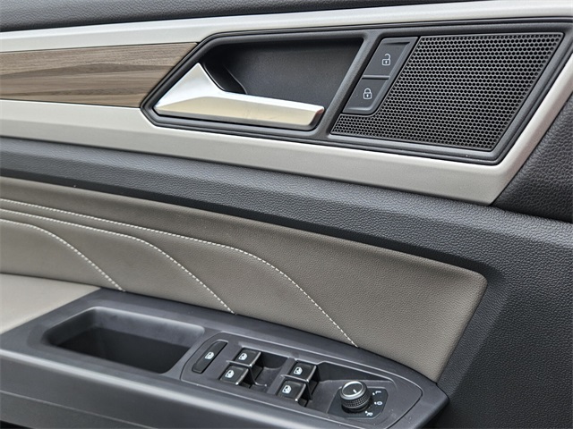 2021 Volkswagen Atlas V6 SEL photo 27