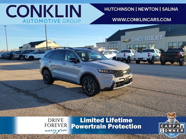 2022 Kia Sorento X-Line EX's photo