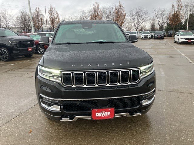 2022 Jeep Wagoneer Series III photo 2