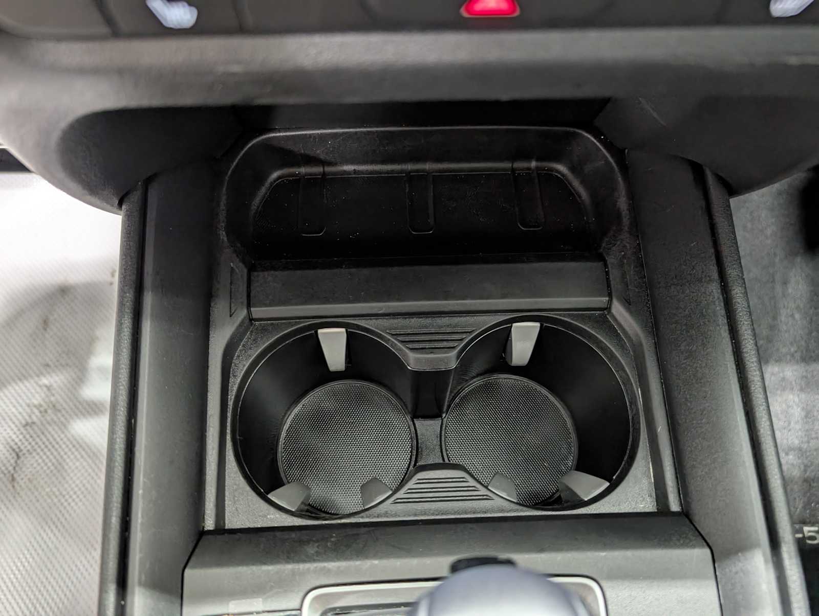 2025 Mazda CX-50 2.5 S Preferred photo 24