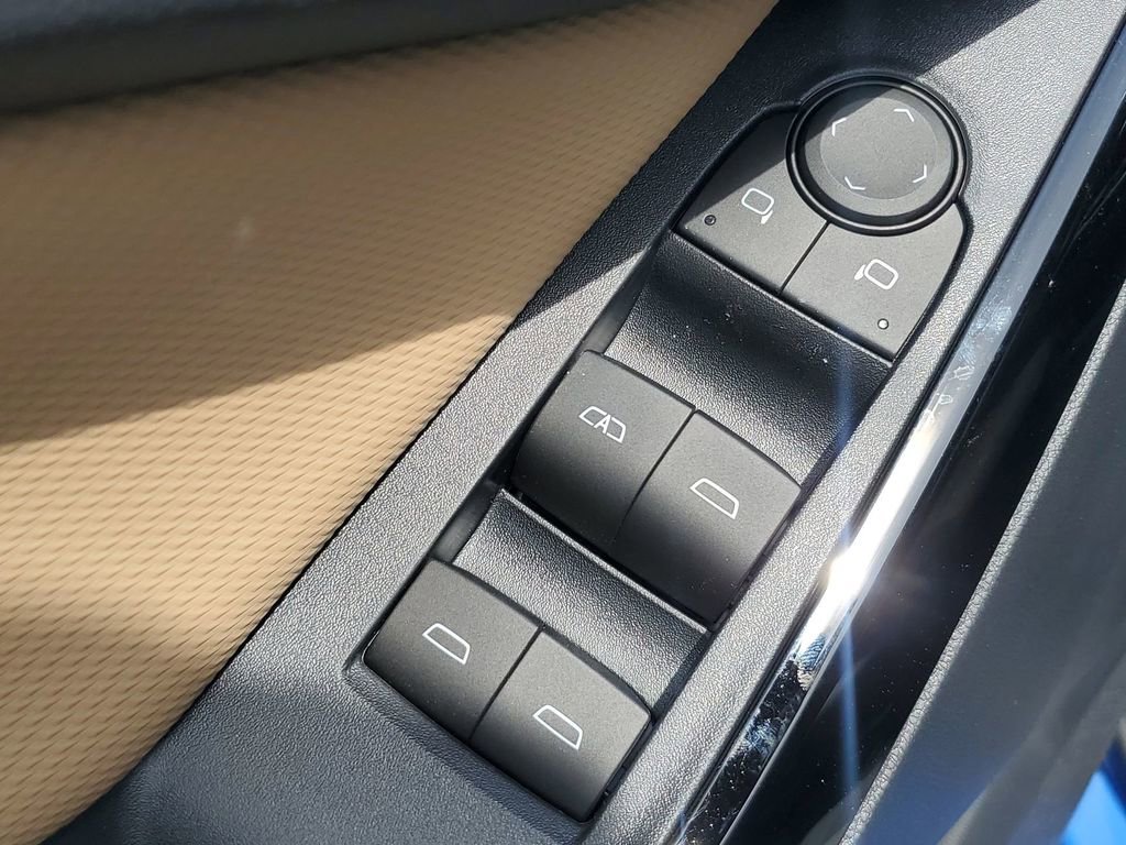 2026 Chevrolet Equinox ACTIV photo 41