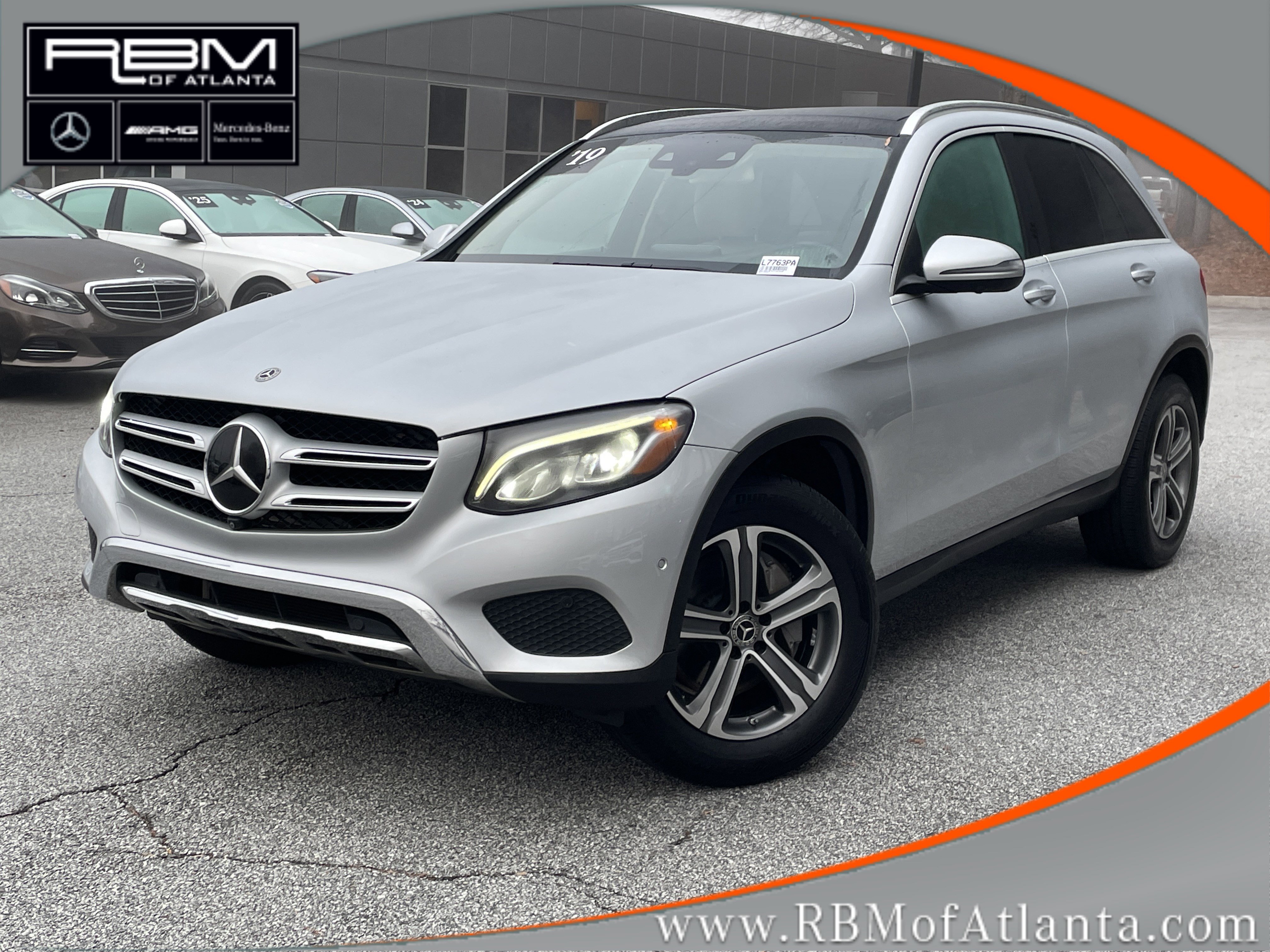 2019 Mercedes-Benz GLC GLC300's photo