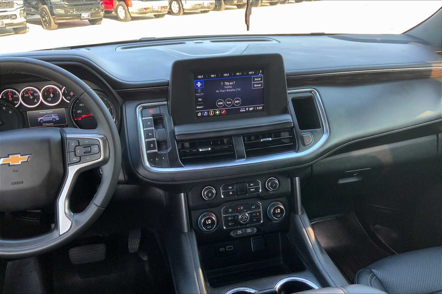 2023 Chevrolet Tahoe LS photo 6