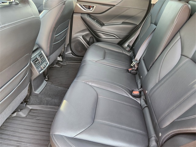 2022 Subaru Forester Touring photo 28