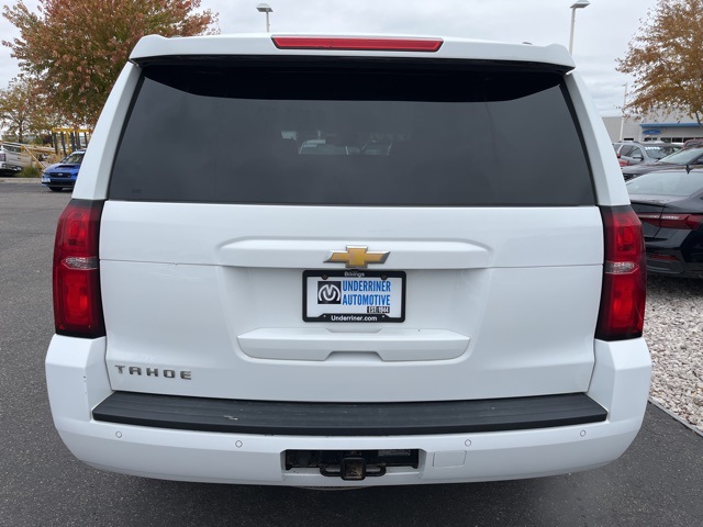 2017 Chevrolet Tahoe LT photo 4