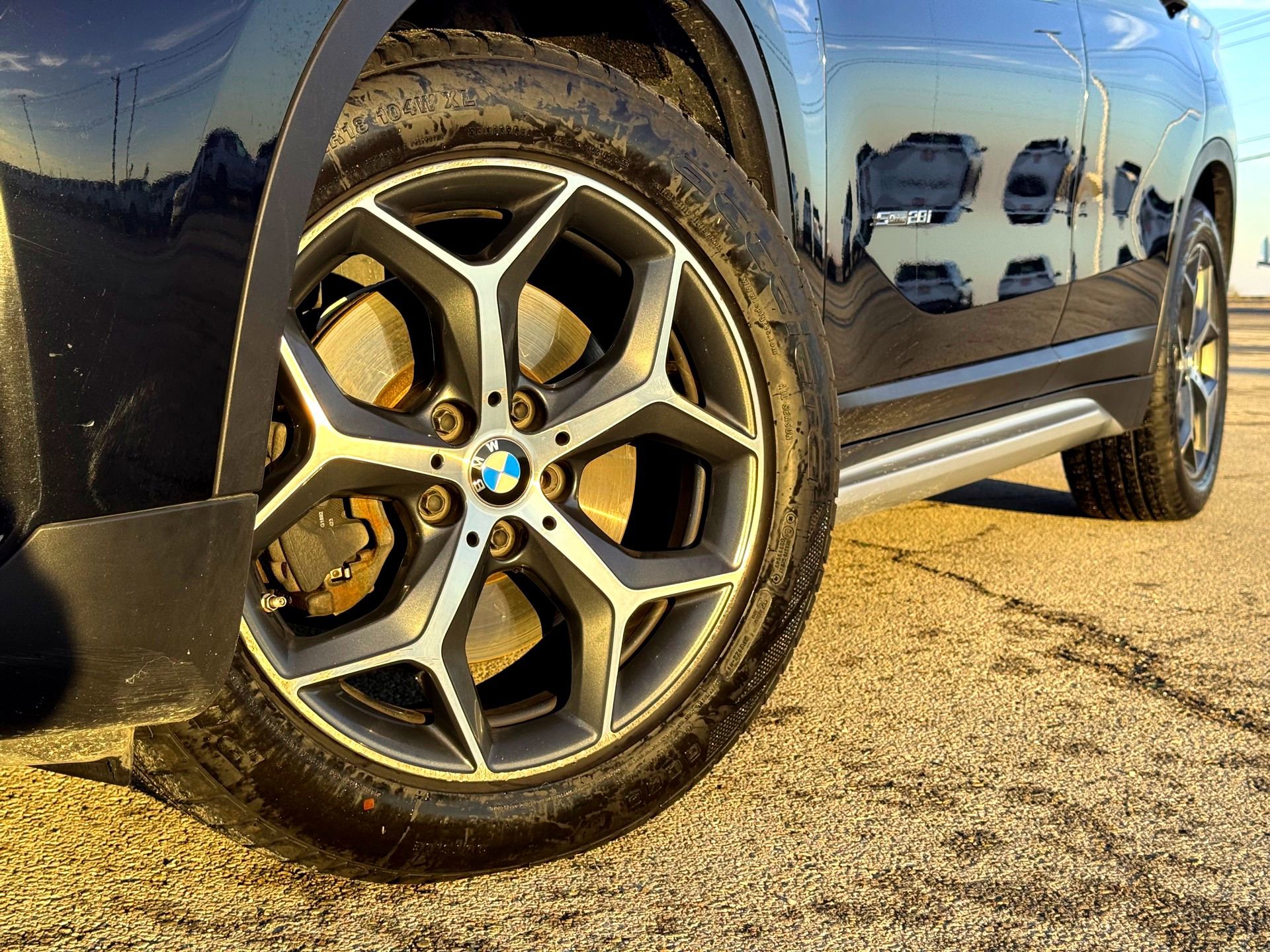 Used 2018 BMW X1 28i with VIN WBXHU7C34J5H42434 for sale in Hutto, TX