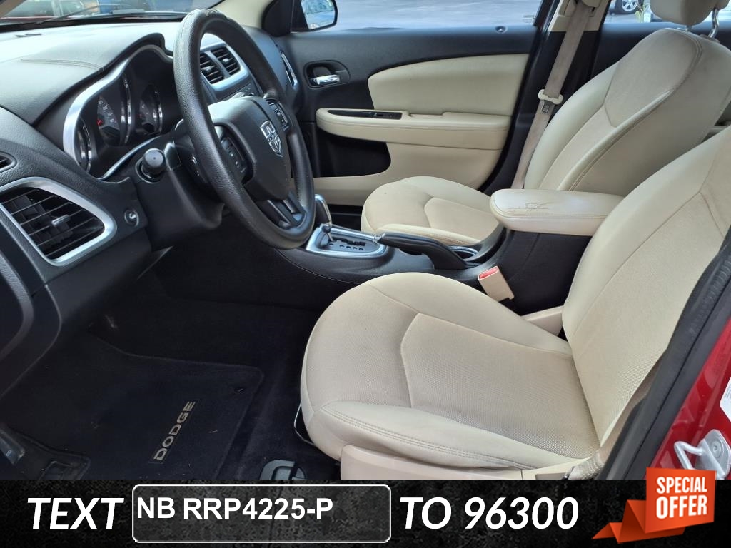 2013 Dodge Avenger SE photo 2