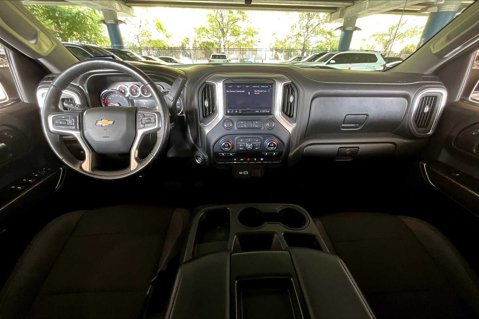 2020 Chevrolet Silverado 1500 LT photo 14