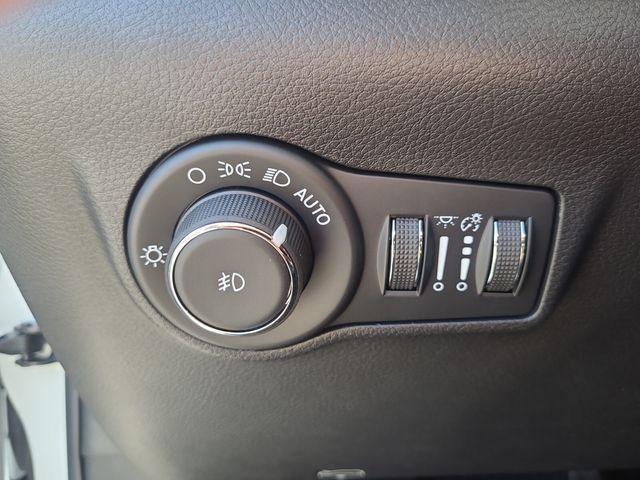 2026 Jeep Compass Latitude photo 19