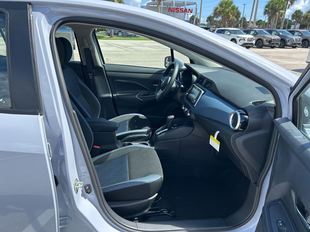 2025 Nissan Versa SV photo 28