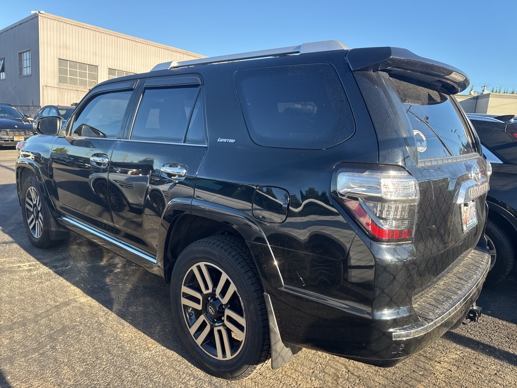 2018 Toyota 4Runner Limited photo 3