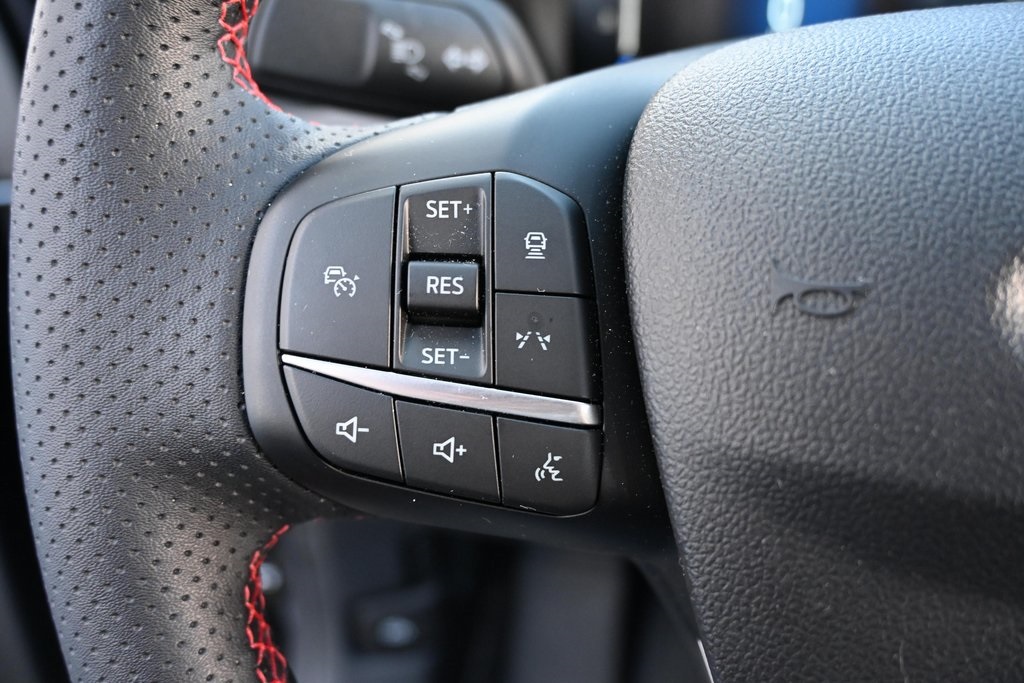 2024 Ford Escape ST-Line photo 32