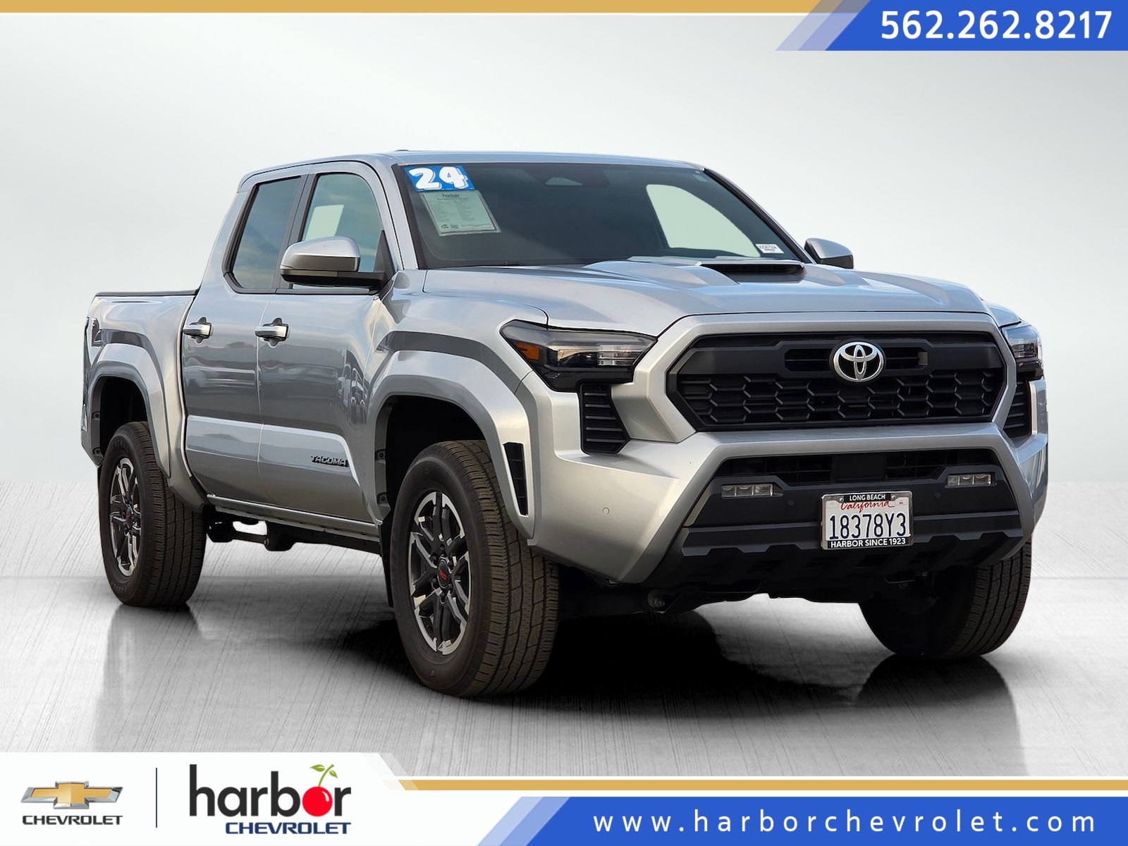 2024 Toyota Tacoma TRD Sport's photo