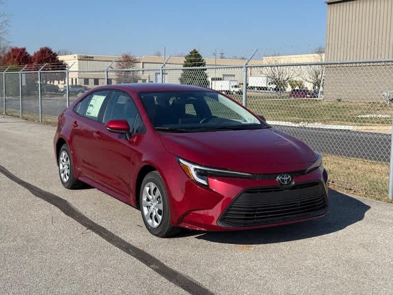 2026 Toyota Corolla LE's photo