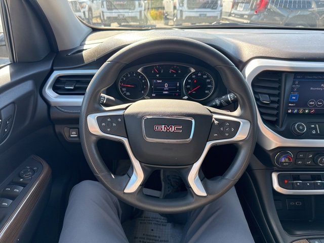 2023 Gmc Acadia SLE photo 17