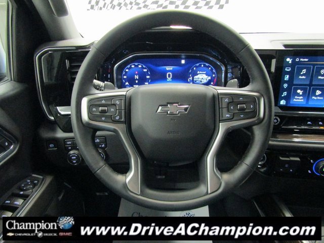 2023 Chevrolet Silverado RST photo 27