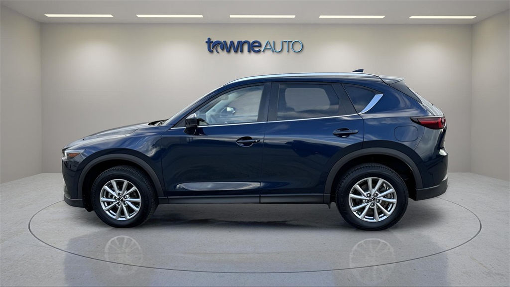 2023 Mazda CX-5 2.5 S Preferred photo 2