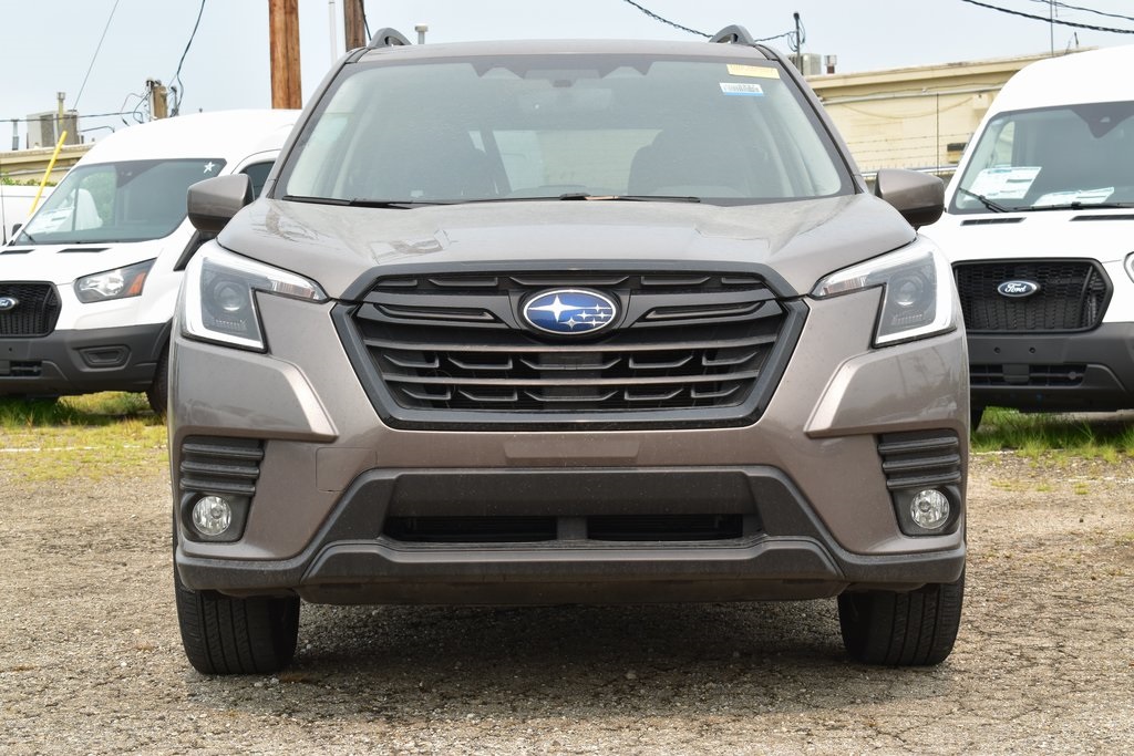 Used 2022 Subaru Forester Premium with VIN JF2SKAEC1NH504594 for sale in Kansas City