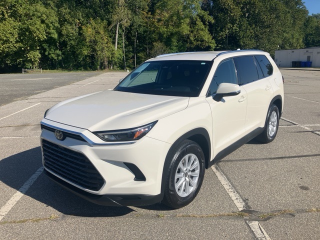 2024 Toyota Grand Highlander XLE's photo