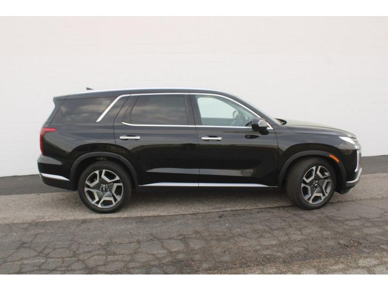 2024 Hyundai Palisade SEL photo 3