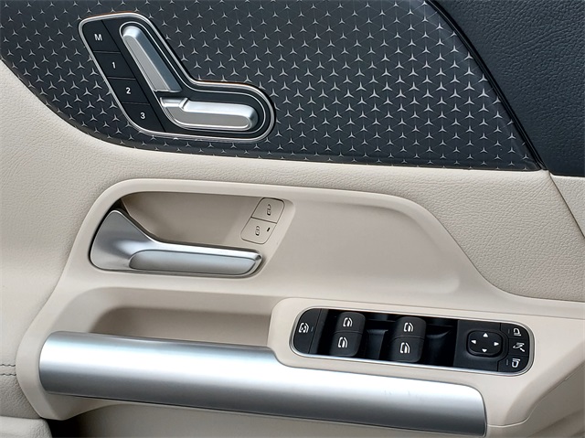 2025 Mercedes Benz GLA 250 4MATIC photo 10