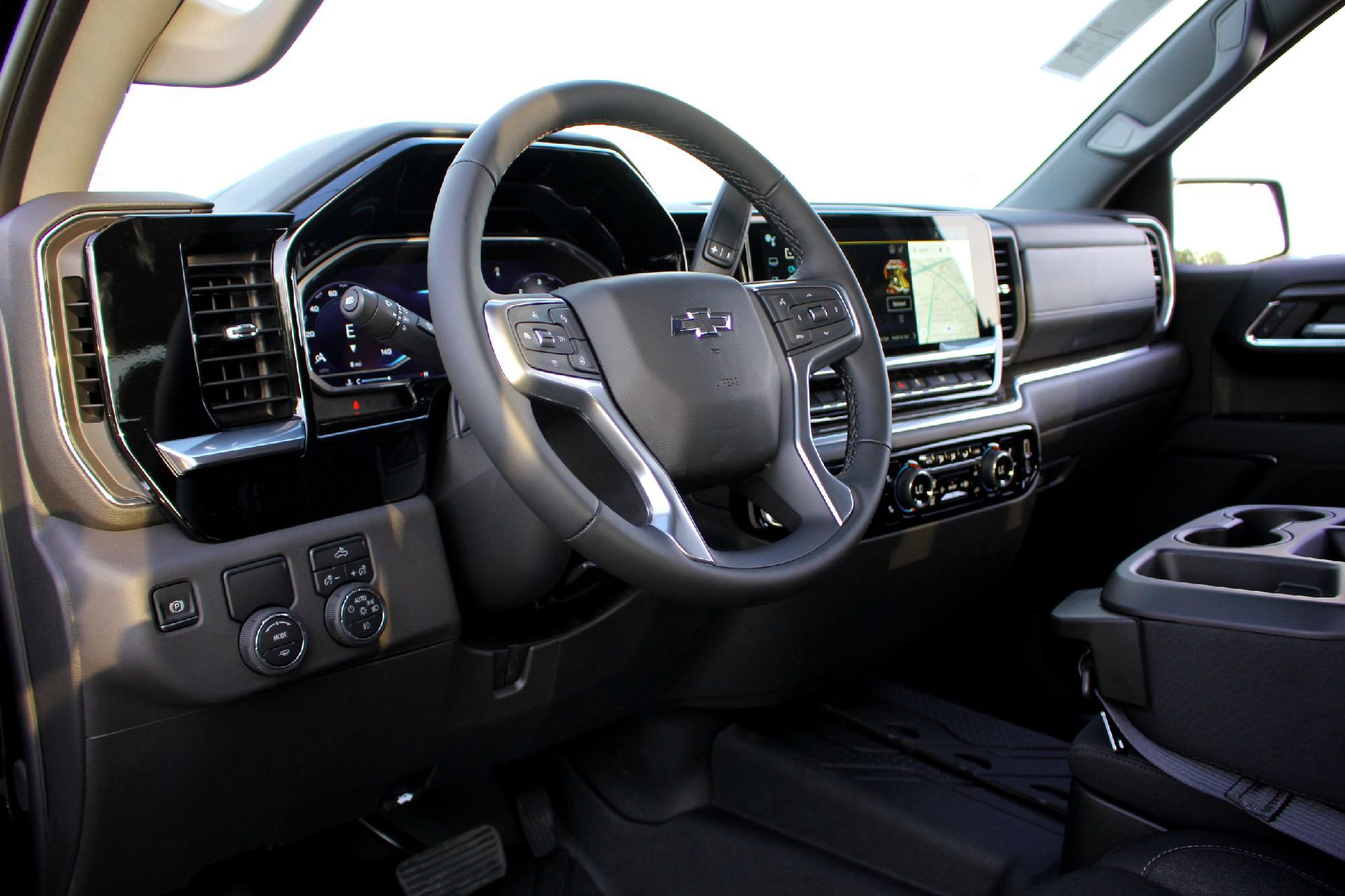 2025 Chevrolet Silverado 1500 RST photo 6