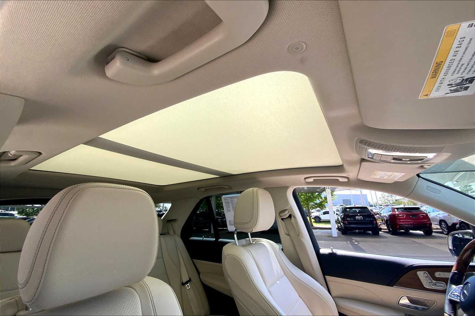 2022 Mercedes Benz GLE 450 4MATIC photo 13