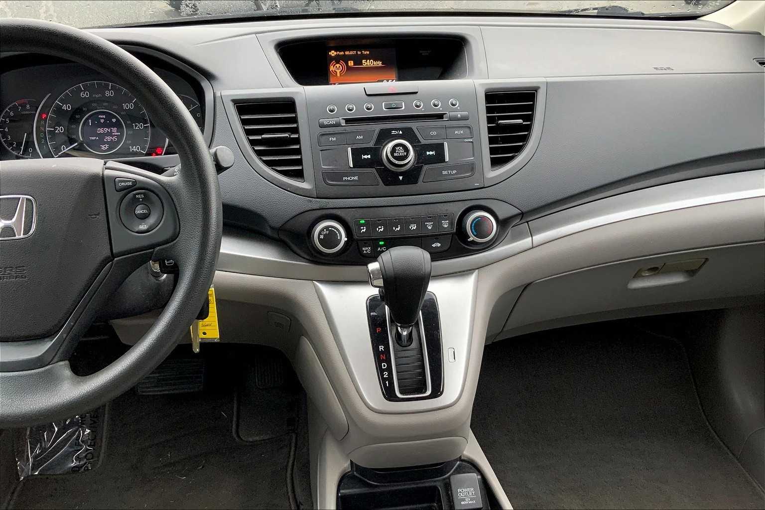 2014 Honda CR-V LX photo 6