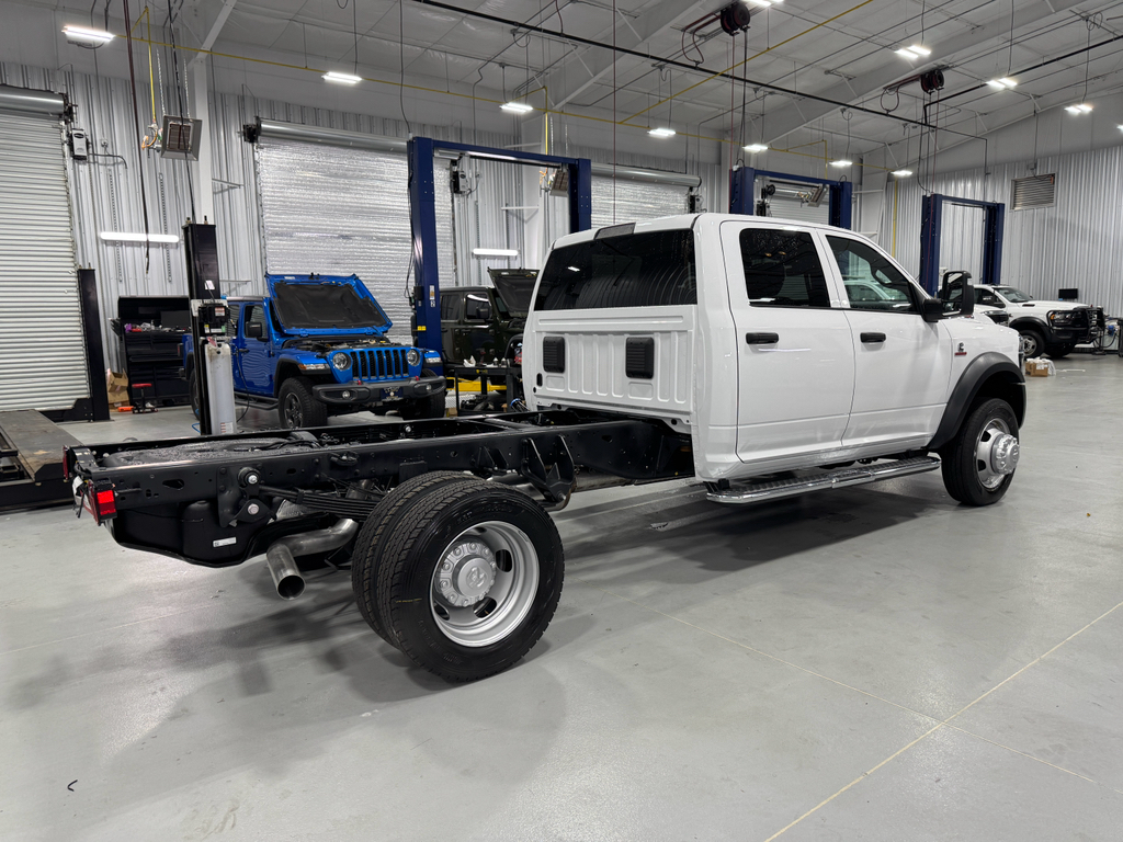 2025 Ram 4500 Tradesman photo 4