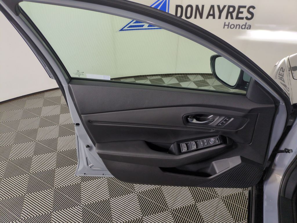 2025 Honda Accord Hybrid Touring photo 10