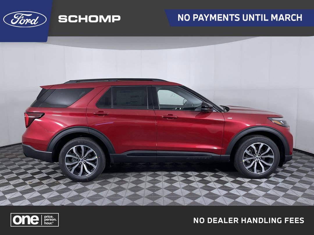 2026 Ford Explorer ST-LINE's photo