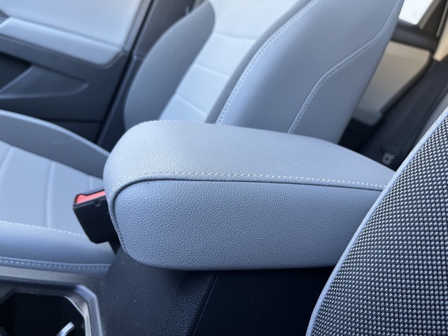 2022 Volkswagen Taos SE photo 39