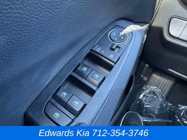 2024 Kia Seltos SX photo 24