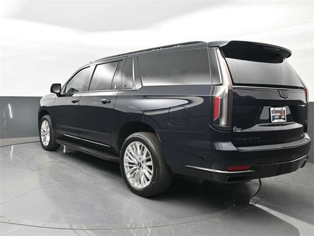 2021 Cadillac Escalade ESV Premium Luxury photo 2