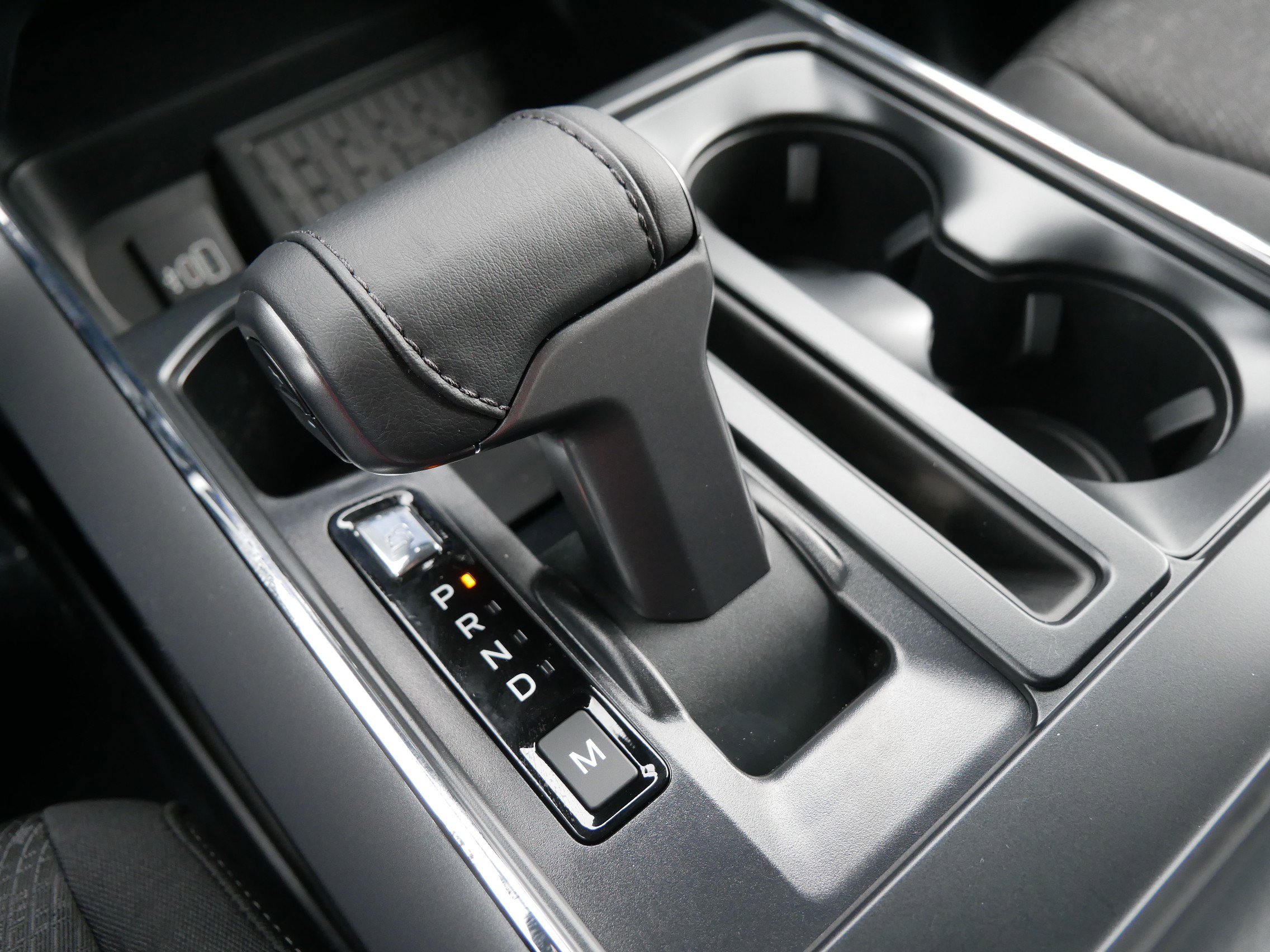 2025 Ford F-150 XLT photo 14