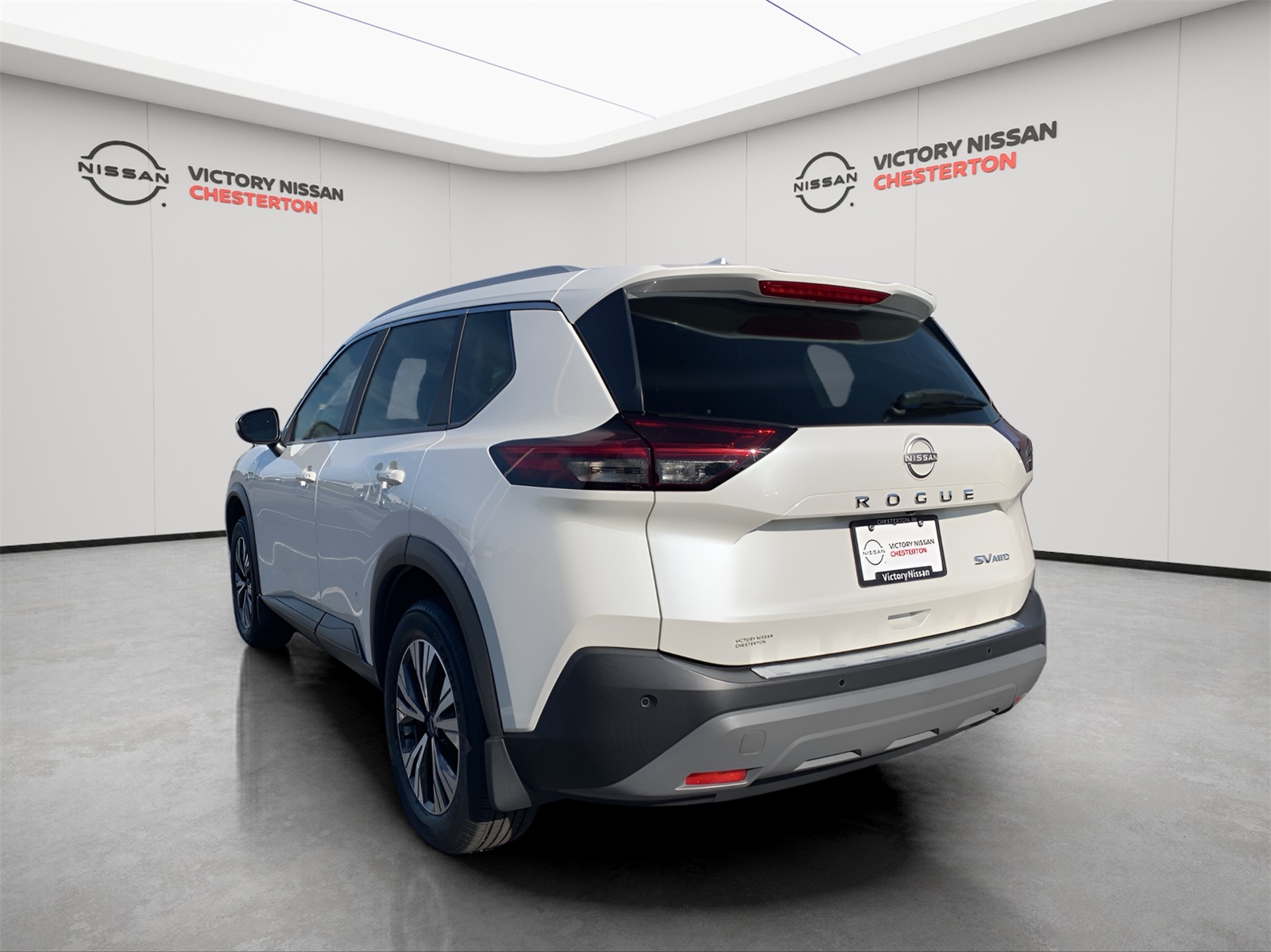 2023 Nissan Rogue SV photo 2