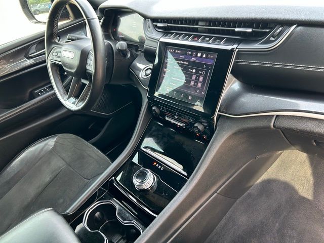 2022 Jeep Grand Cherokee Altitude photo 18