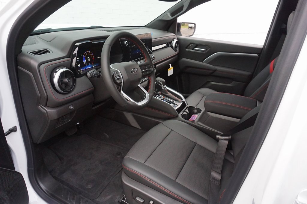 2026 Chevrolet Colorado Z71 photo 8