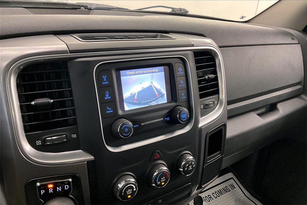 2022 Ram 1500 Classic SLT photo 17